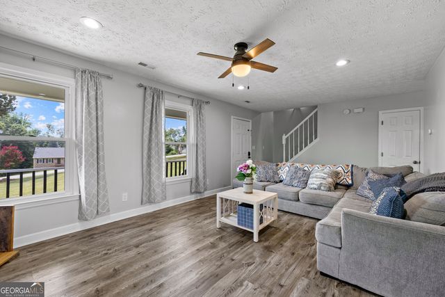 18 Festiva Drive, Newnan, GA 30263