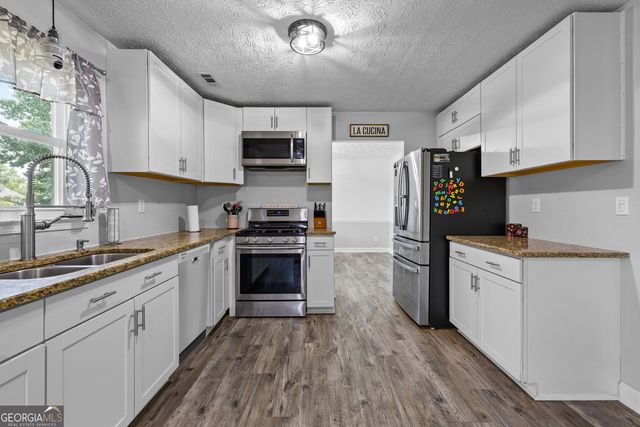 18 Festiva Drive, Newnan, GA 30263