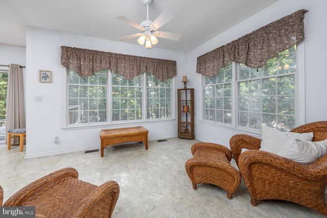 10 LANGE CT, Mullica Hill, NJ 08062