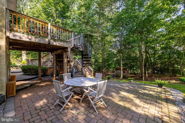 10 LANGE CT, Mullica Hill, NJ 08062