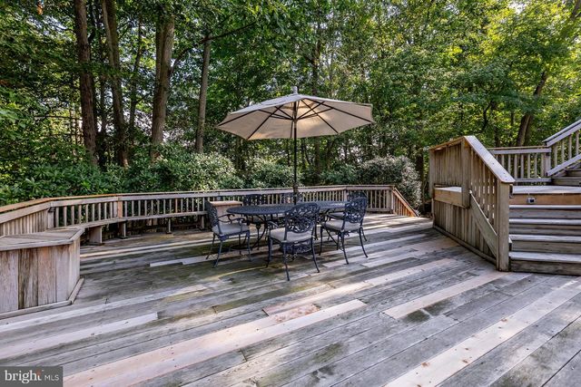 10 LANGE CT, Mullica Hill, NJ 08062