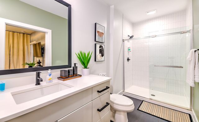 2704 Clifton Ave Apt 402, Nashville, TN 37209