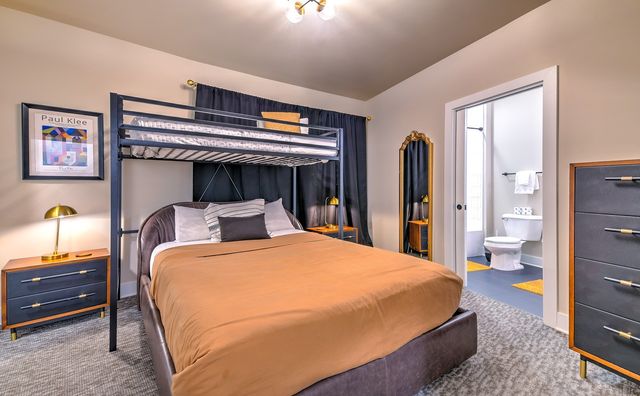 2704 Clifton Ave Apt 402, Nashville, TN 37209