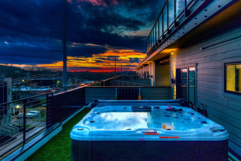 2704 Clifton Ave Apt 402, Nashville, TN 37209