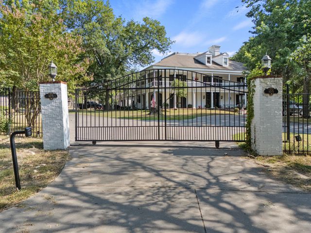 105 Long Branch Drive, Greenville, TX 75402