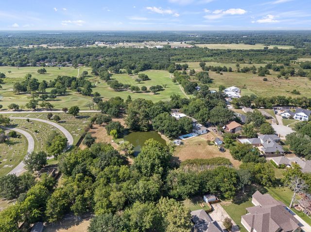 105 Long Branch Drive, Greenville, TX 75402