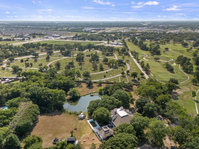 105 Long Branch Drive, Greenville, TX 75402