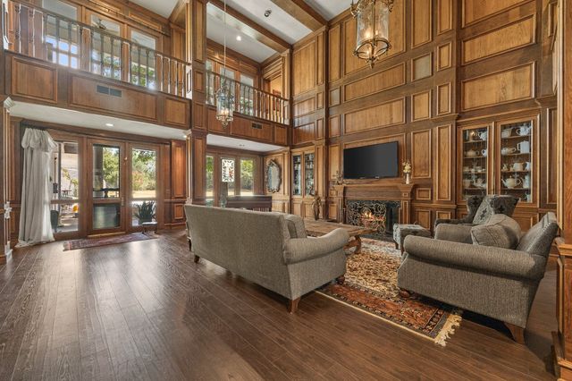 105 Long Branch Drive, Greenville, TX 75402