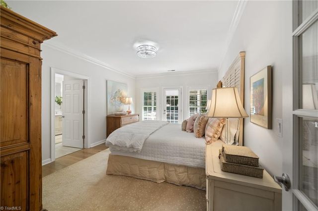 127 Wellesborough Road, Winston-salem, NC 27104