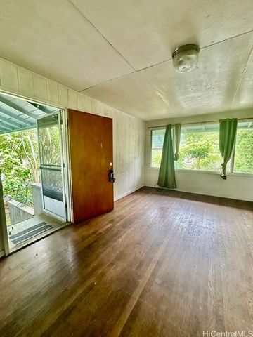 2339 Waiomao Road, Honolulu, HI 96816