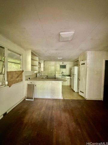 2339 Waiomao Road, Honolulu, HI 96816
