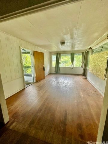 2339 Waiomao Road, Honolulu, HI 96816