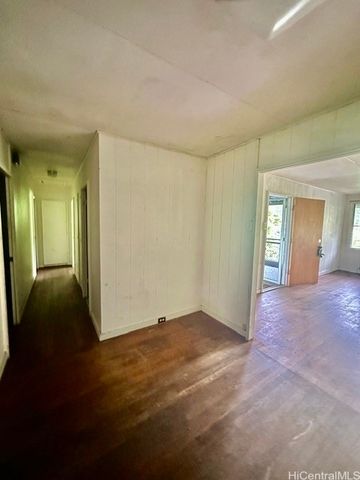 2339 Waiomao Road, Honolulu, HI 96816