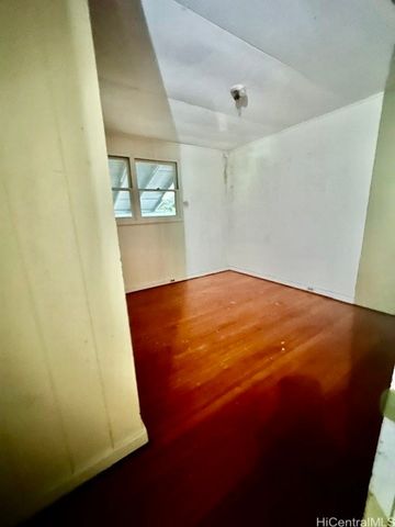 2339 Waiomao Road, Honolulu, HI 96816