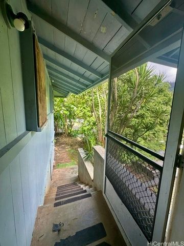 2339 Waiomao Road, Honolulu, HI 96816