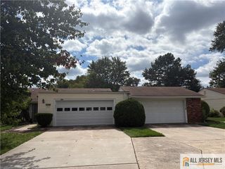 53 Juniper Plaza 53C, Monroe, NJ 08831