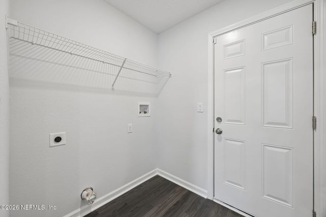 8064 NOROAD, Jacksonville, FL 32210
