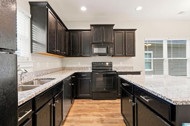 6475 CHESHIRE COVE DRIVE, Mccalla, AL 35111