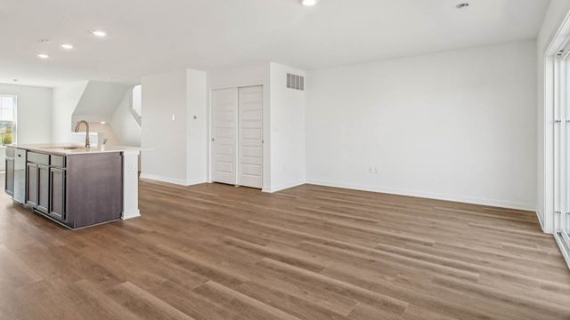 6510 Linden Trail E, Wonder Lake, IL 60097