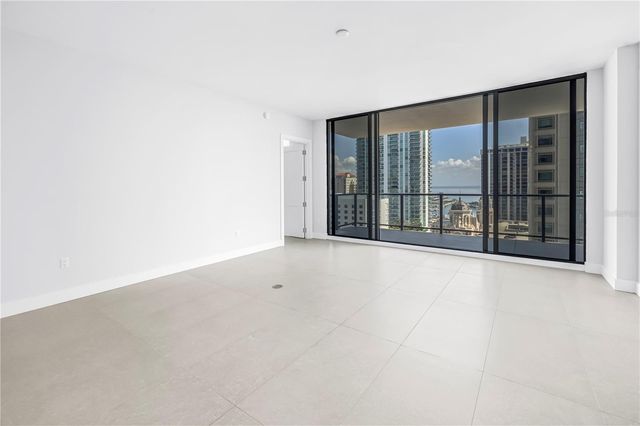 275 1ST AVENUE S 1703, St Petersburg, FL 33701