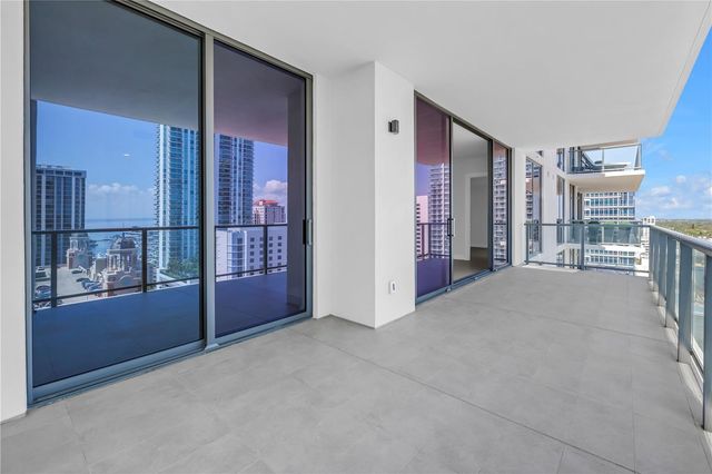 275 1ST AVENUE S 1703, St Petersburg, FL 33701