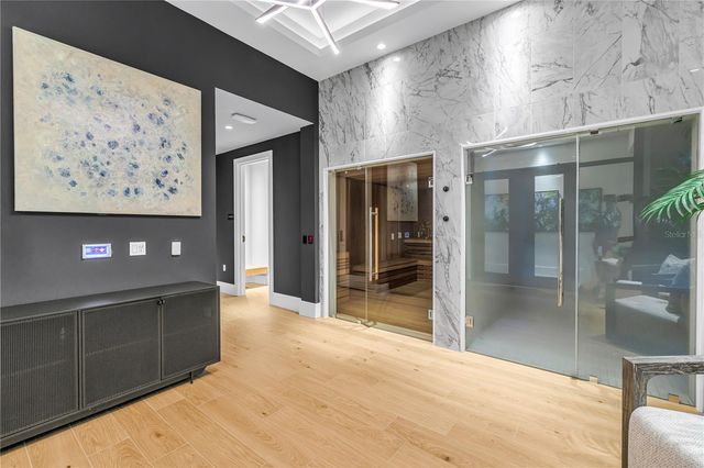 275 1ST AVENUE S 1703, St Petersburg, FL 33701