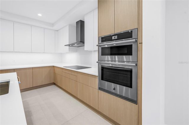 275 1ST AVENUE S 1703, St Petersburg, FL 33701