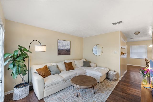 1400 Summit Street A, College Station, TX 77845