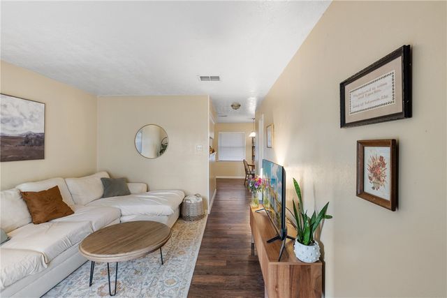 1400 Summit Street A, College Station, TX 77845