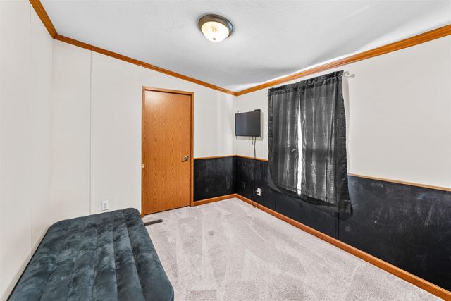 616 Willis Ave, Salina, KS 67401