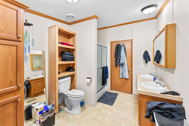 616 Willis Ave, Salina, KS 67401