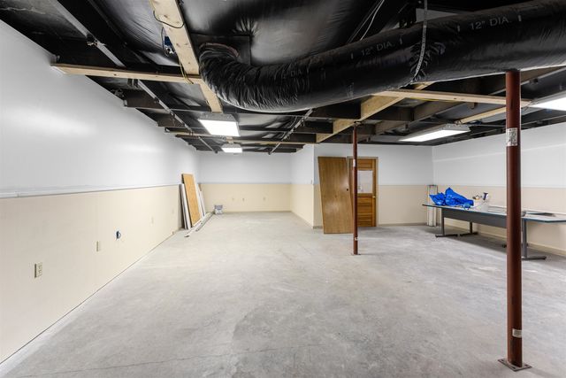 616 Willis Ave, Salina, KS 67401