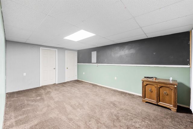 616 Willis Ave, Salina, KS 67401