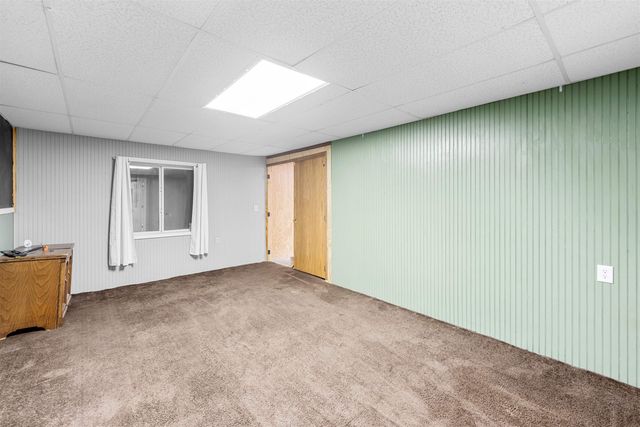 616 Willis Ave, Salina, KS 67401