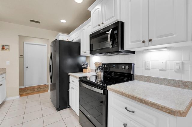 8388 OMAHA CIRCLE, Spring Hill, FL 34606