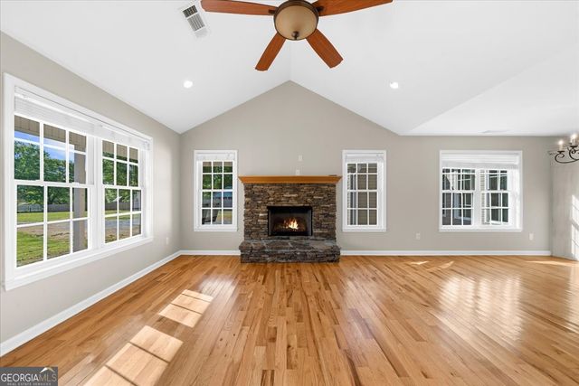 5283 Grant Road, Gainesville, GA 30506
