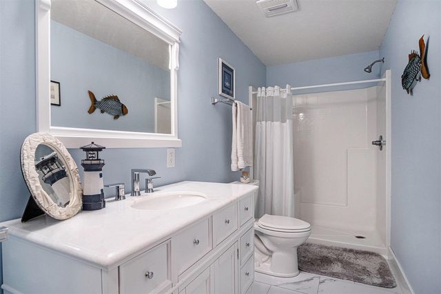 4330 Oak Timbers Drive, Grand Rapids, MI 49525