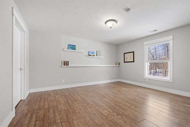 4330 Oak Timbers Drive, Grand Rapids, MI 49525