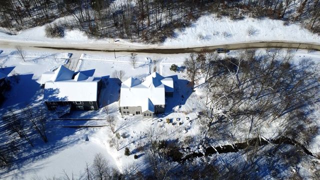 4330 Oak Timbers Drive, Grand Rapids, MI 49525