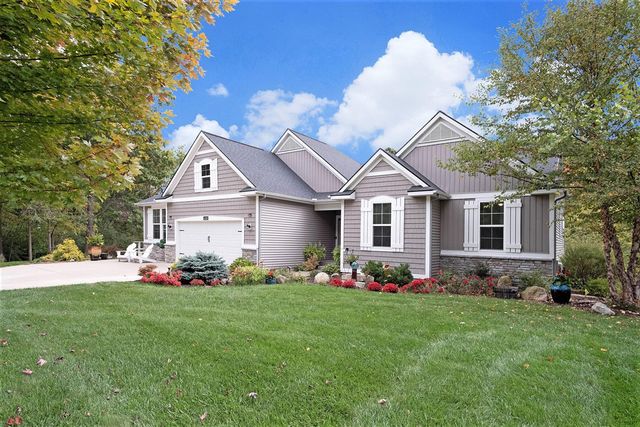 4330 Oak Timbers Drive, Grand Rapids, MI 49525