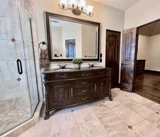 1241 W 24th Street C, Houston, TX 77008