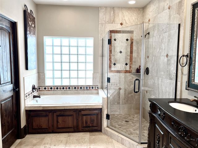 1241 W 24th Street C, Houston, TX 77008