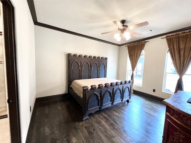 1241 W 24th Street C, Houston, TX 77008