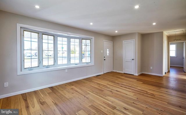 2727 BERWYN RD, Bensalem, PA 19020