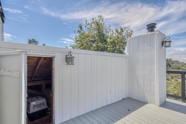 16985 Forrest Lane B, Royal Oaks, CA 95076