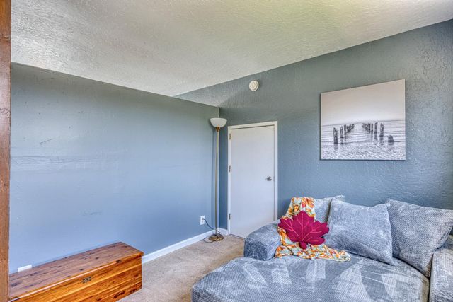 16985 Forrest Lane B, Royal Oaks, CA 95076
