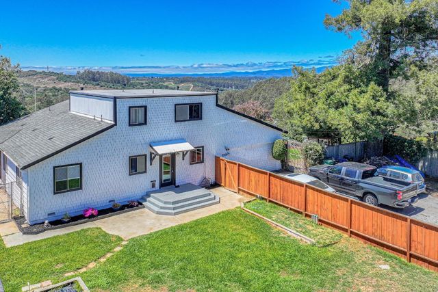 16985 Forrest Lane B, Royal Oaks, CA 95076