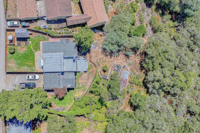 16985 Forrest Lane B, Royal Oaks, CA 95076