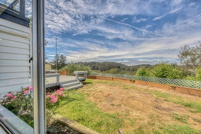 16985 Forrest Lane B, Royal Oaks, CA 95076