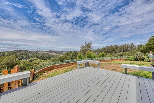 16985 Forrest Lane B, Royal Oaks, CA 95076